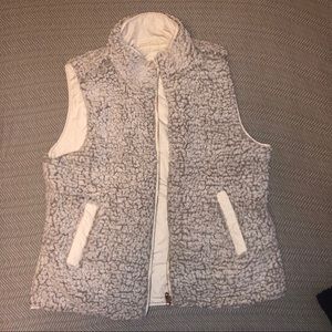 Reversible vest